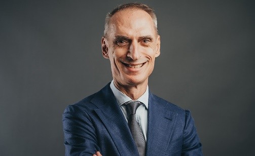 Mr.-Eric-Dorchies-2.jpg