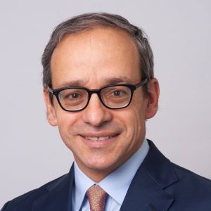 Dr. Christian Schindler